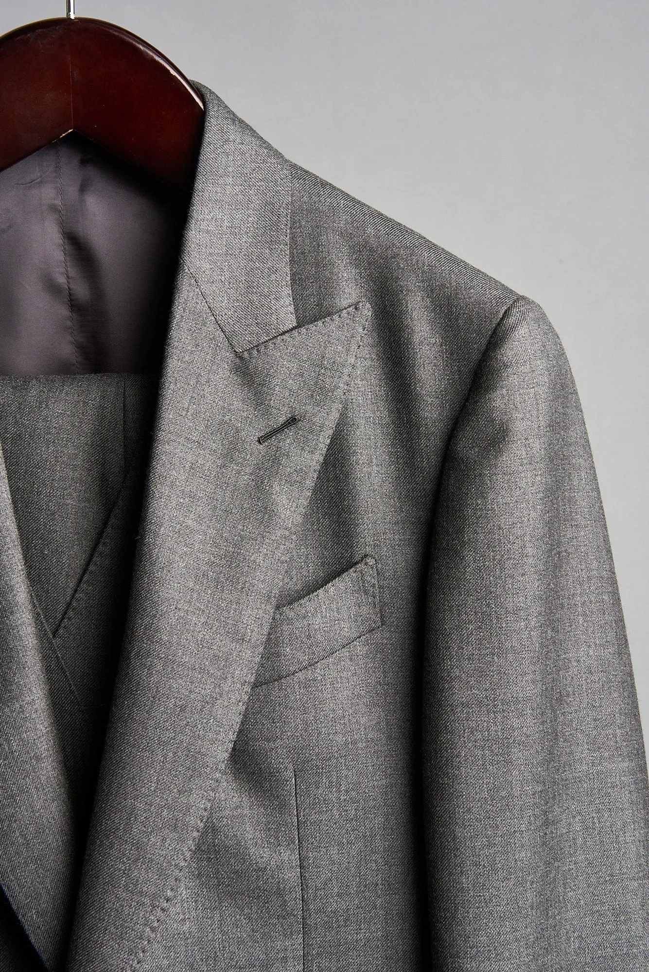 4-Season Super 150s Suit