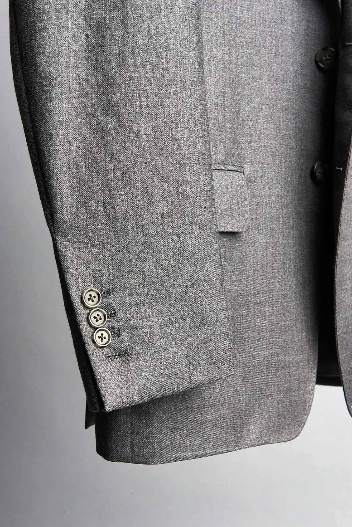 4-Season Super 150s Suit