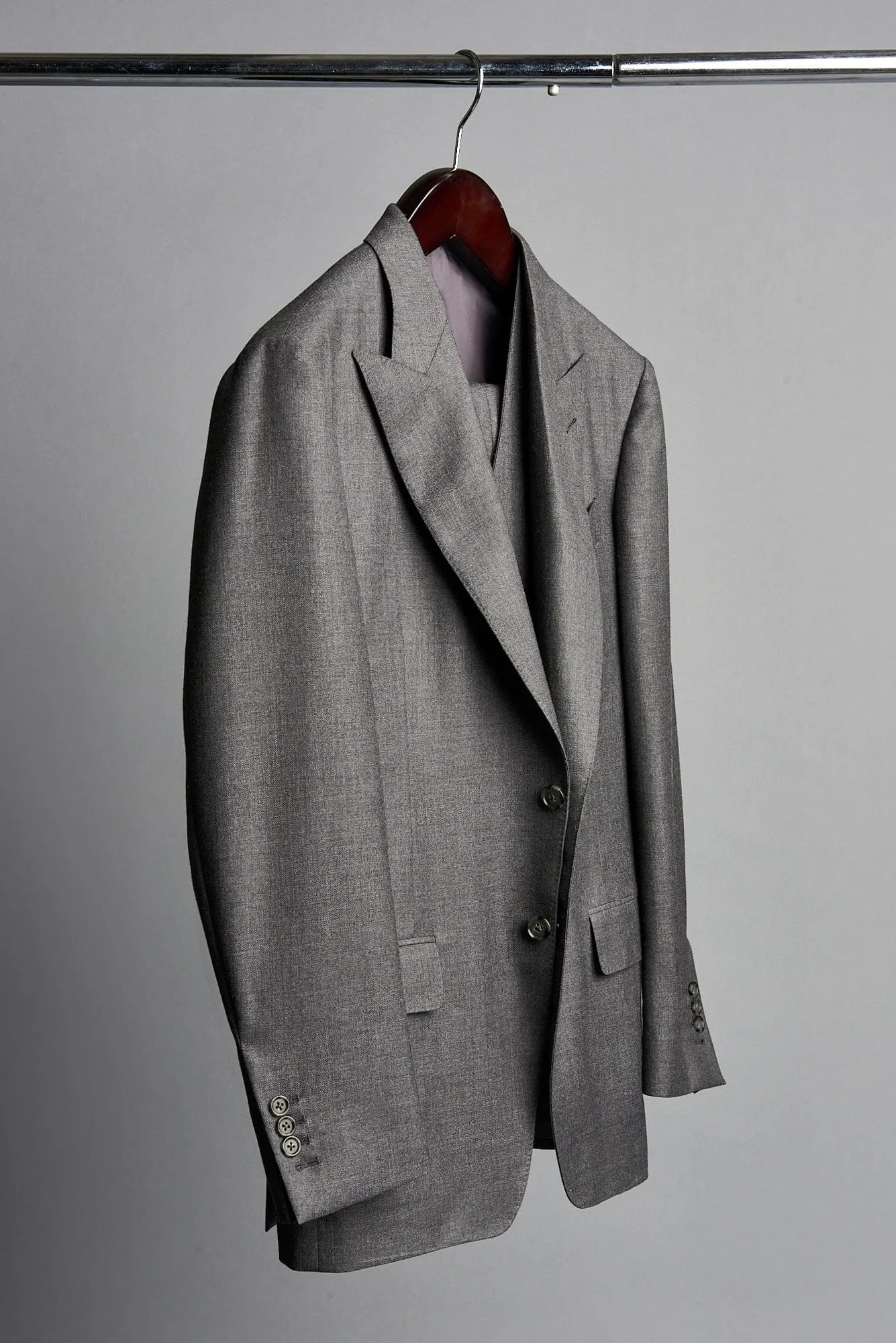 4-Season Super 150s Suit
