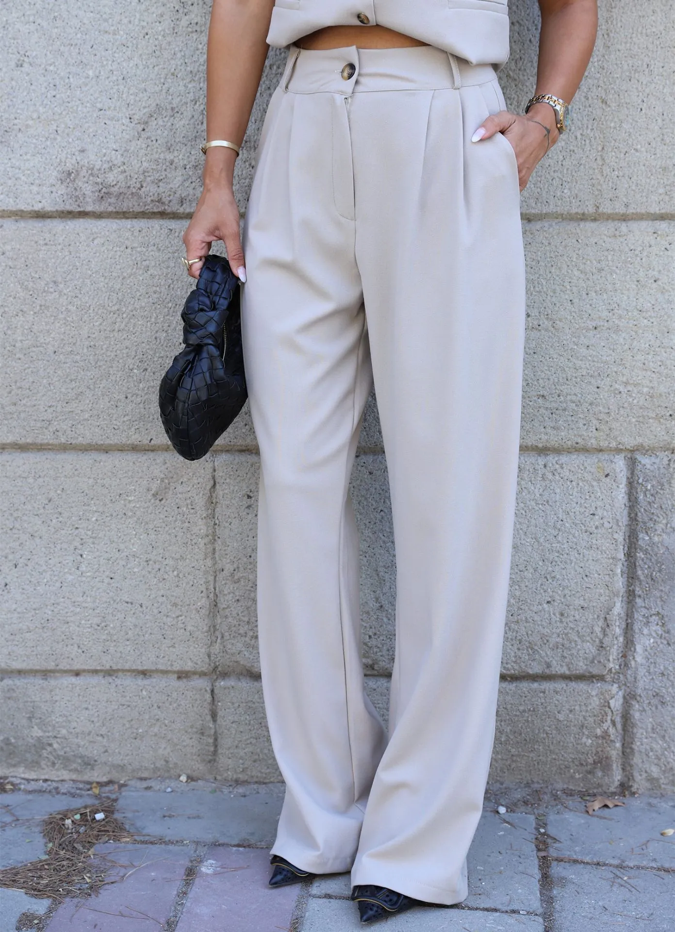 buttoned  vests and trousers set