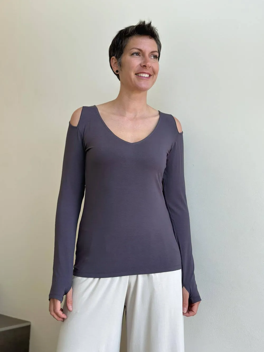 Cold Shoulder Top XS