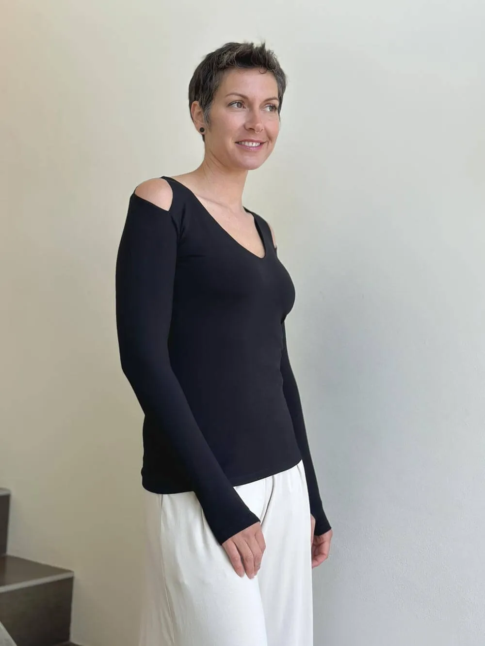 Cold Shoulder Top XS