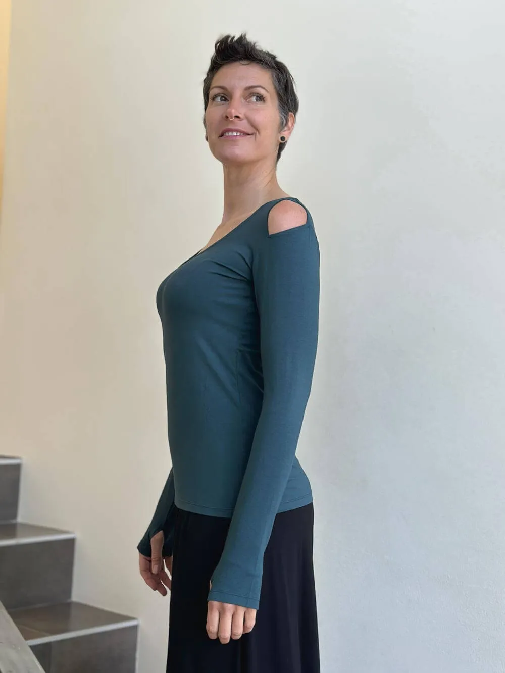Cold Shoulder Top XS