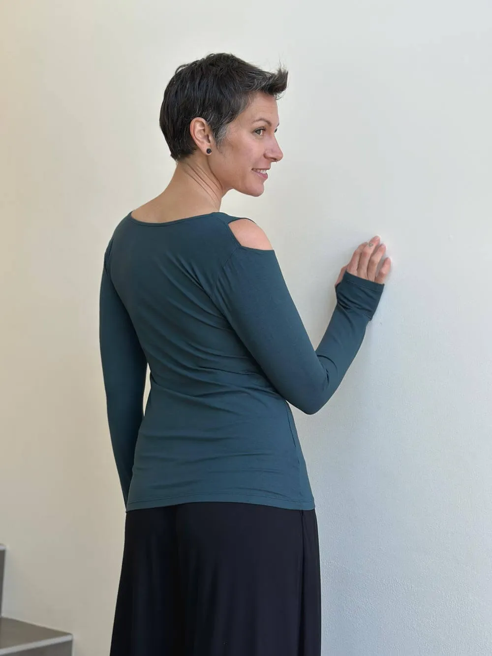 Cold Shoulder Top XS