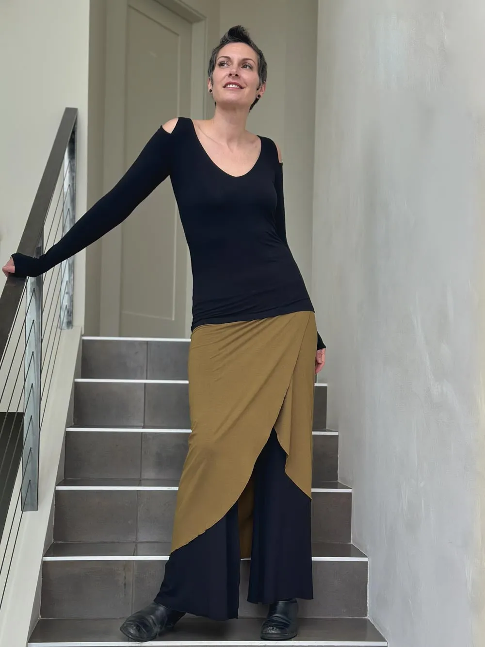 Cold Shoulder Top XS