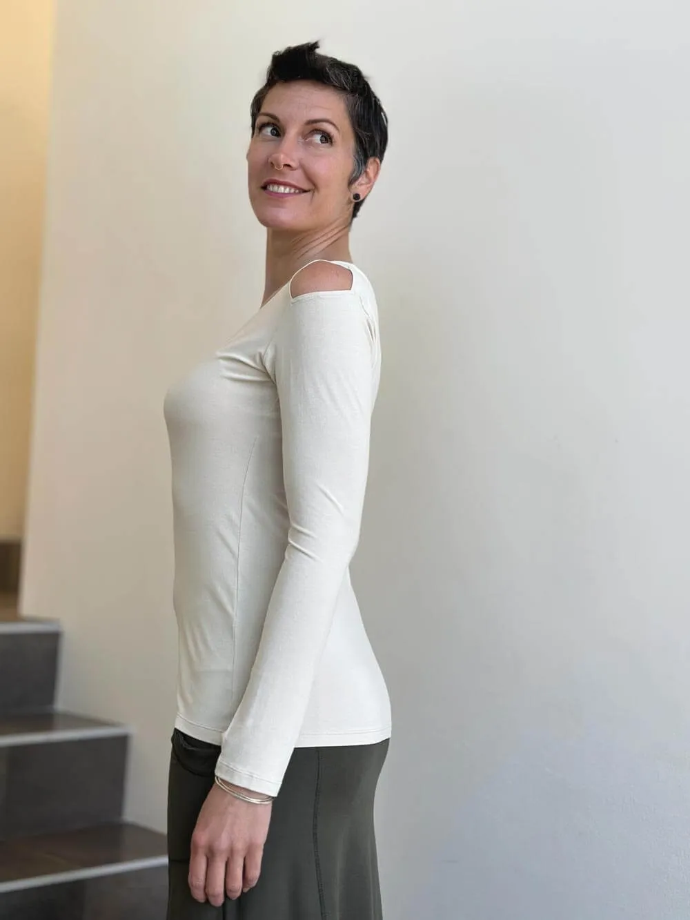 Cold Shoulder Top XS